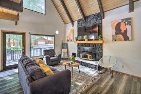Chalet-Style Cabin with Hot Tub Walk to Lake!